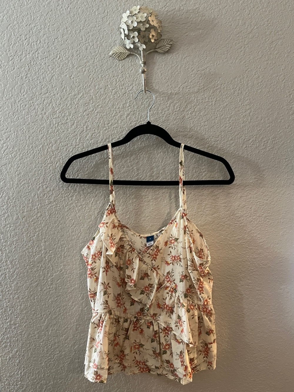 Old Navy Cream Floral Ruffle Cami with Rust & Green Accents